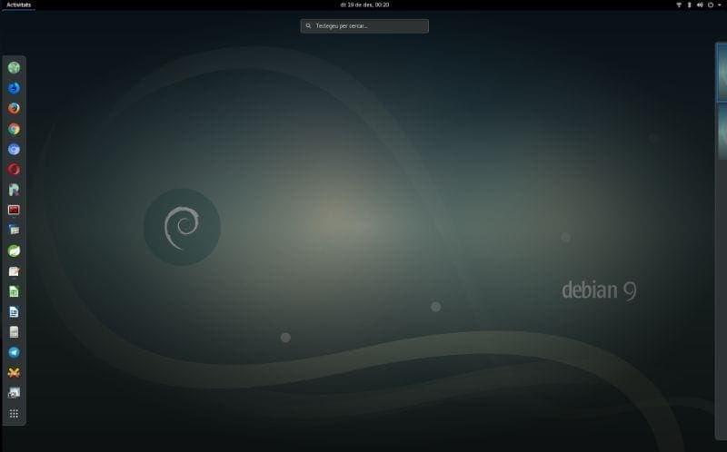 GNOME running on Debian